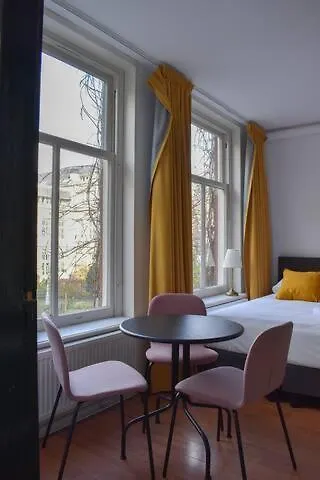 Cosy Apartment Next To Vondelpark 암스테르담 0*,